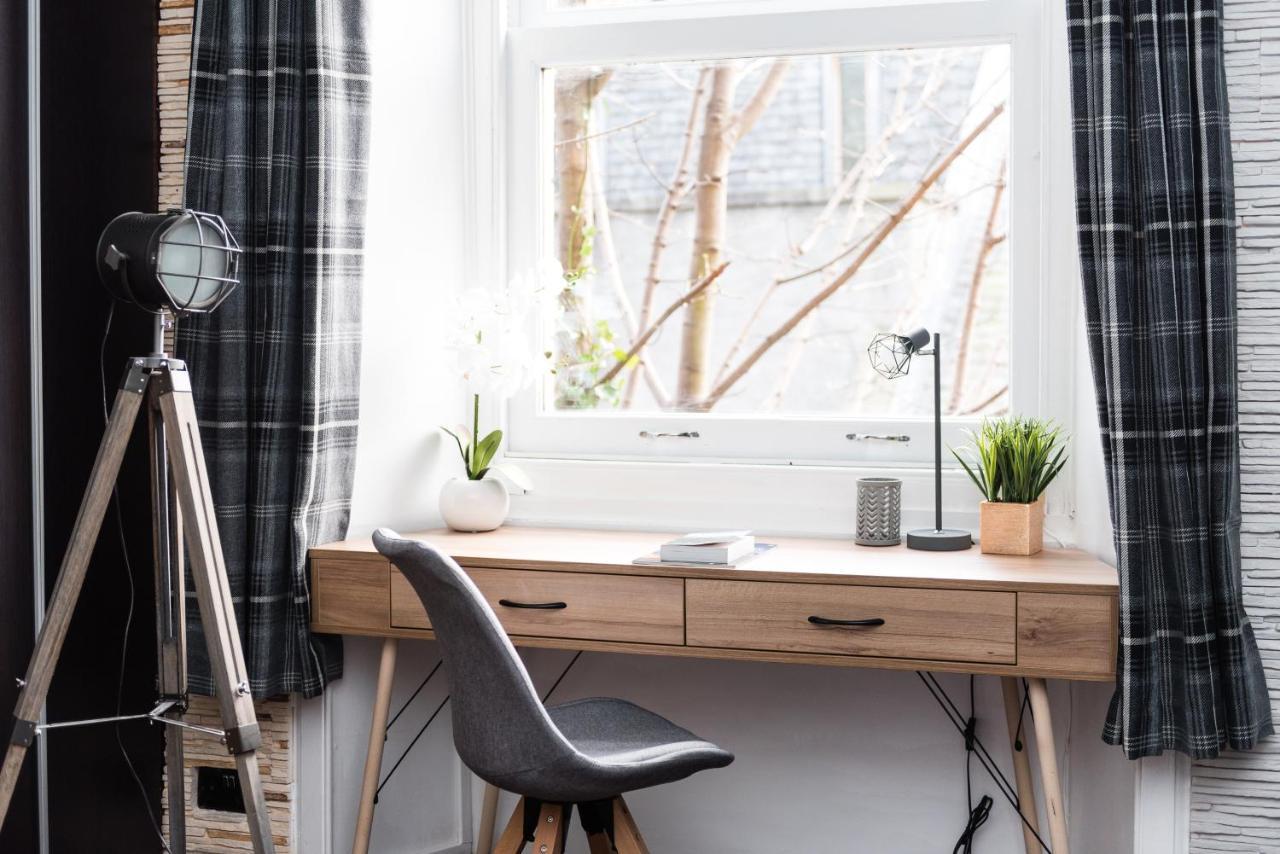 City Centre Stylish Apartment At The Meadows Park EDI Eksteriør bilde